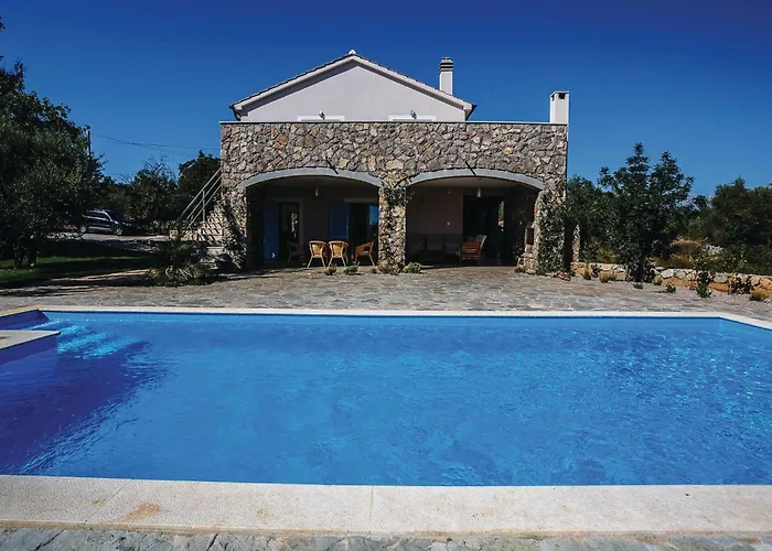 4 Bedroom In Zgaljici Nyaraló Žgaljić